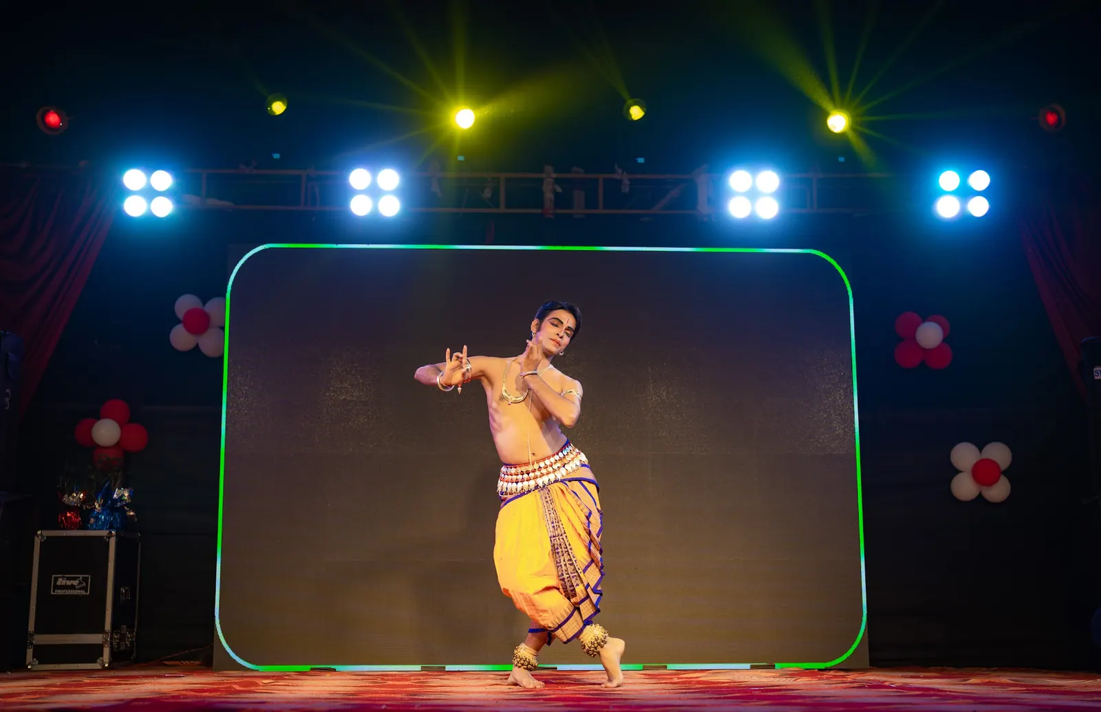 Solo performance on the Kala Sangam stage, Avinayana Dance & Music School